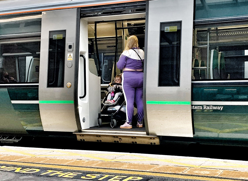 Platform5 4893 
 Slough Station 2020, iPhonography project while service disruption for Covid 19 
 Keywords: Slough, Railway, Station, Streetphotography, photography, abstract, selfie, trains, bridge, Berkshire