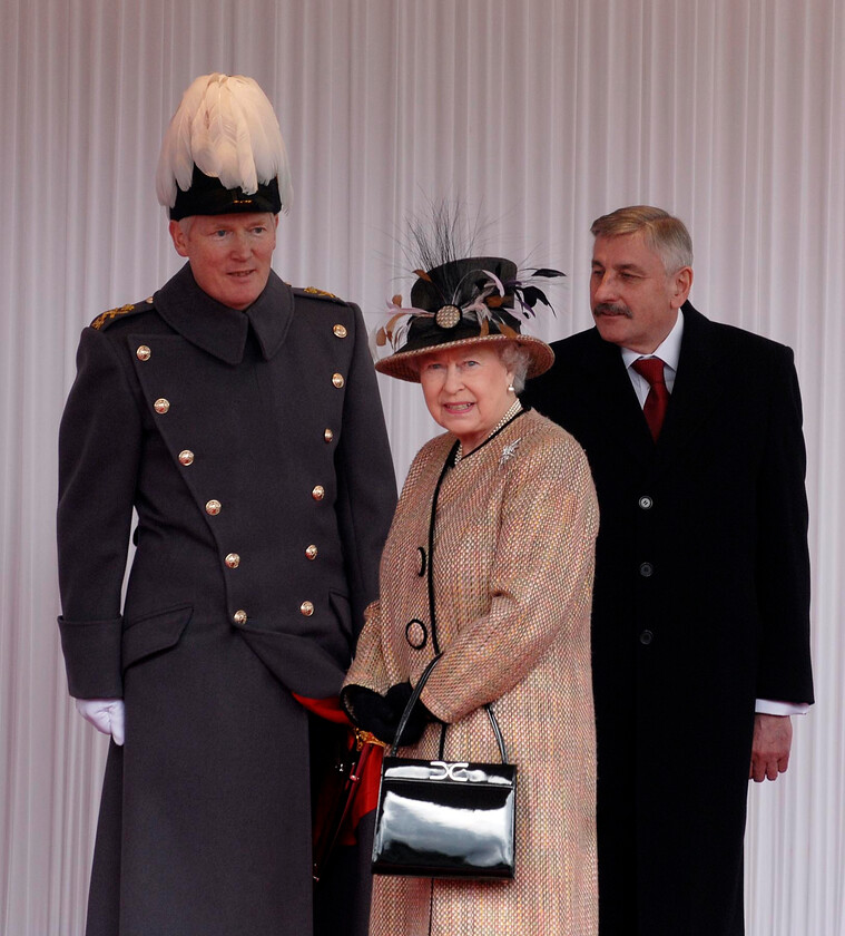 08-0632 9 
 State visit of Nicolas Sarkozy, President of the French Republic and Madame Nicolas Sarkozy, Windsor Riverside Station, with HM queen and the Duke of Ed - Mike Swift 25/3/08