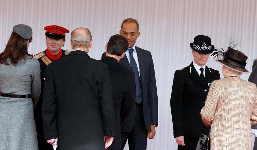 08-0632 20 
 State visit of Nicolas Sarkozy, President of the French Republic and Madame Nicolas Sarkozy, Windsor Riverside Station, with HM queen and the Duke of Ed - Mike Swift 25/3/08