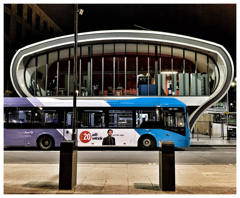 BusStation 5226 
 Slough Station 2020, iPhonography project while service disruption for Covid 19 
 Keywords: Slough, Railway, Station, Streetphotography, photography, abstract, selfie, trains, bridge, Berkshire